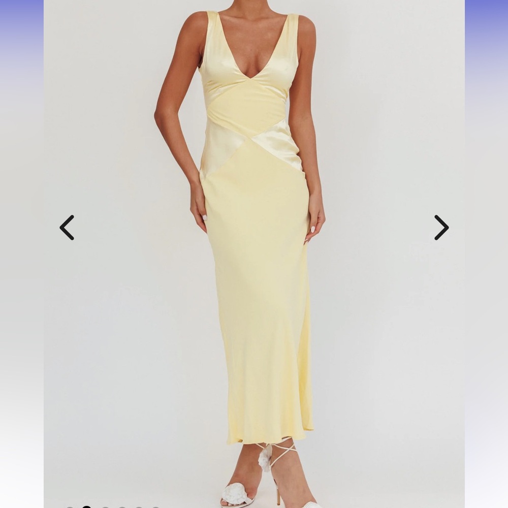 Selfie Leslie Yellow Midi Dress